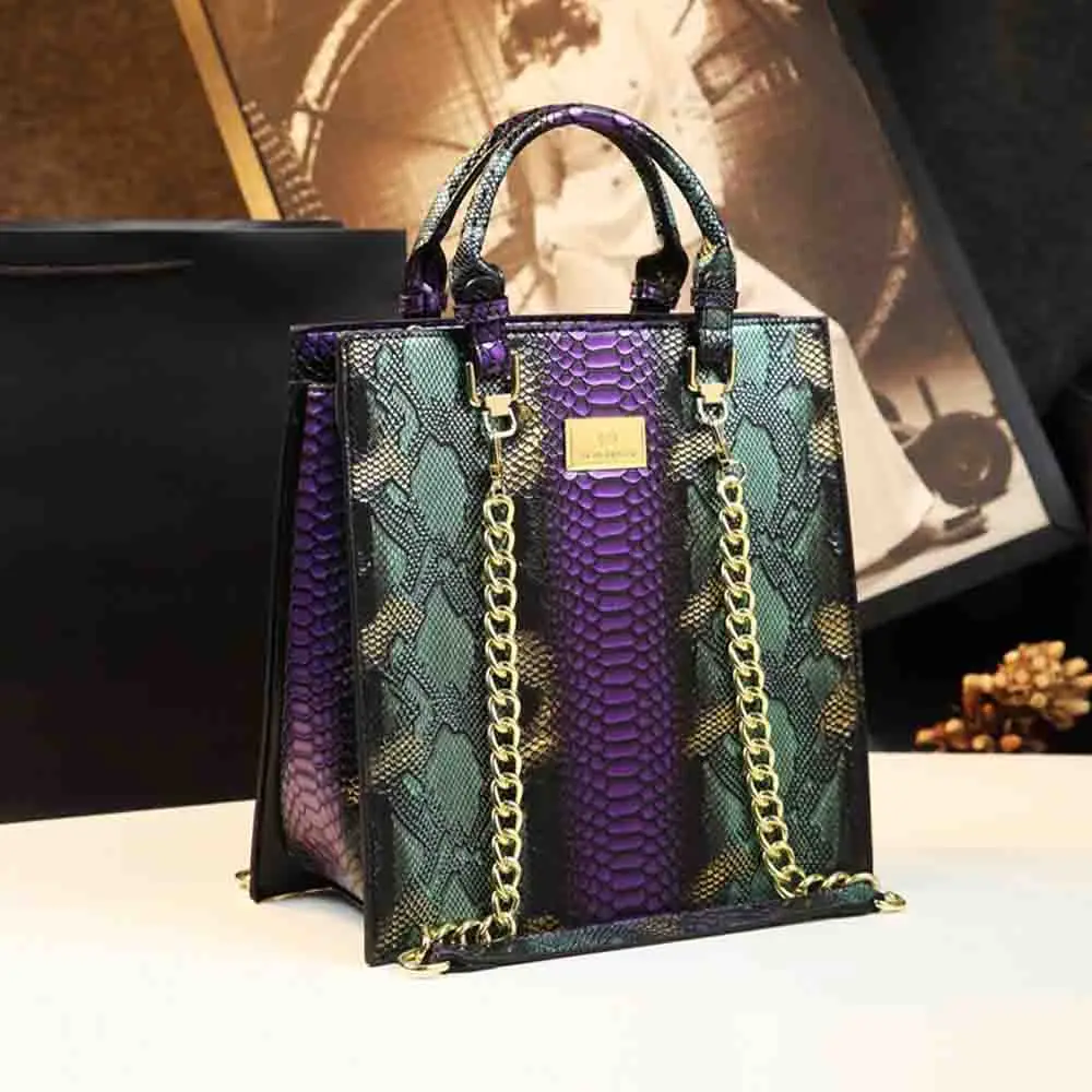Fashion Noble Women Luxury Handbag High Grade Snake skin Pattern Summer Tote Bag Chic Ladies Crossbody Shoulder Purses 2023 New
Fashion Noble Women Luxury Handbag High Grade Snake skin Pattern Summer Tote Bag Chic Ladies Crossbody Shoulder Purses 2023 New