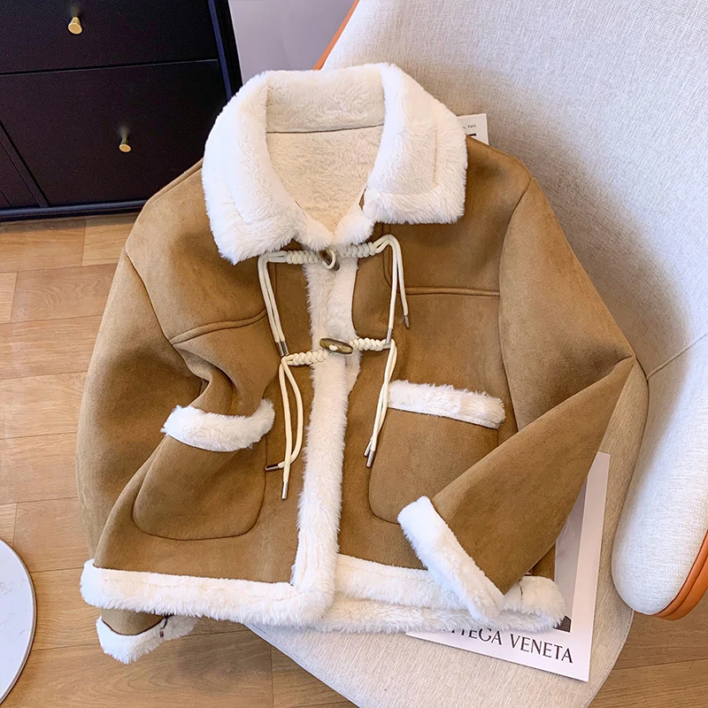Women's Cow Horn Button Imitation Lamb Wool Autumn Winter Motorcycle Jacket New Casual Style Long Sleeve Polo Collar Coat Female
Women's Cow Horn Button Imitation Lamb Wool Autumn Winter Motorcycle Jacket New Casual Style Long Sleeve Polo Collar Coat Female