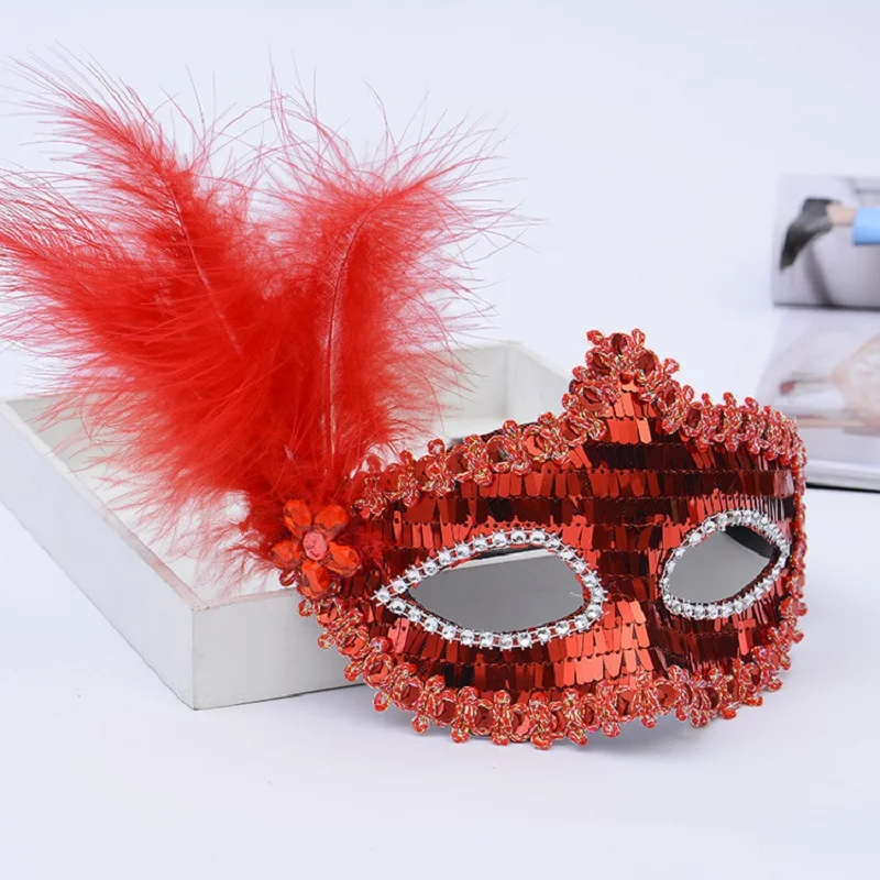Венецианская маска принцессы для маскарада, Женская эротическая маска на половину лица, роскошная маска на Хэллоуин с боковыми цветами и перьями 
Венецианская маска принцессы для маскарада, Женская эротическая маска на половину лица, роскошная маска на Хэллоуин с боковыми цветами и перьями