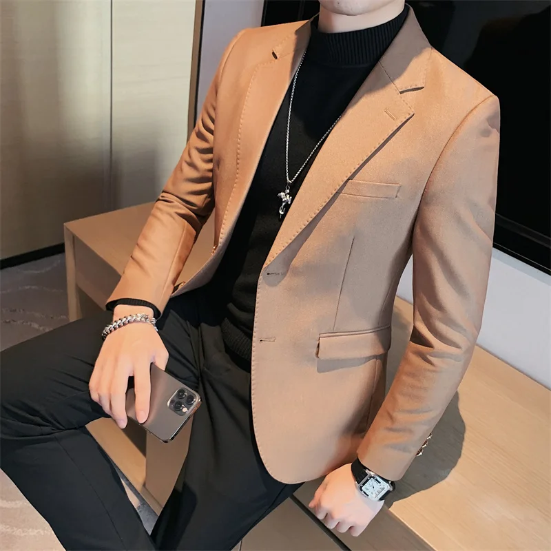 High-quality Men's Winter Suit Jacket Single Breasted Solid Color Wedding Dress Joker Business Casual White Suit Tuxedo Dress 
High-quality Men's Winter Suit Jacket Single Breasted Solid Color Wedding Dress Joker Business Casual White Suit Tuxedo Dress