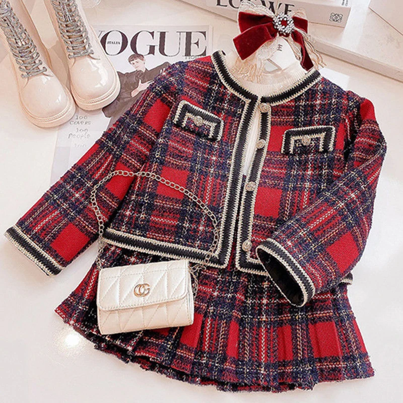 Winter 2023 New Baby Girls Two Piece Skirt Sets Thick Plaid Knitted Coat + Pleats Skirts Kids Princess Small Fragrance Outfits 
Winter 2023 New Baby Girls Two Piece Skirt Sets Thick Plaid Knitted Coat + Pleats Skirts Kids Princess Small Fragrance Outfits
