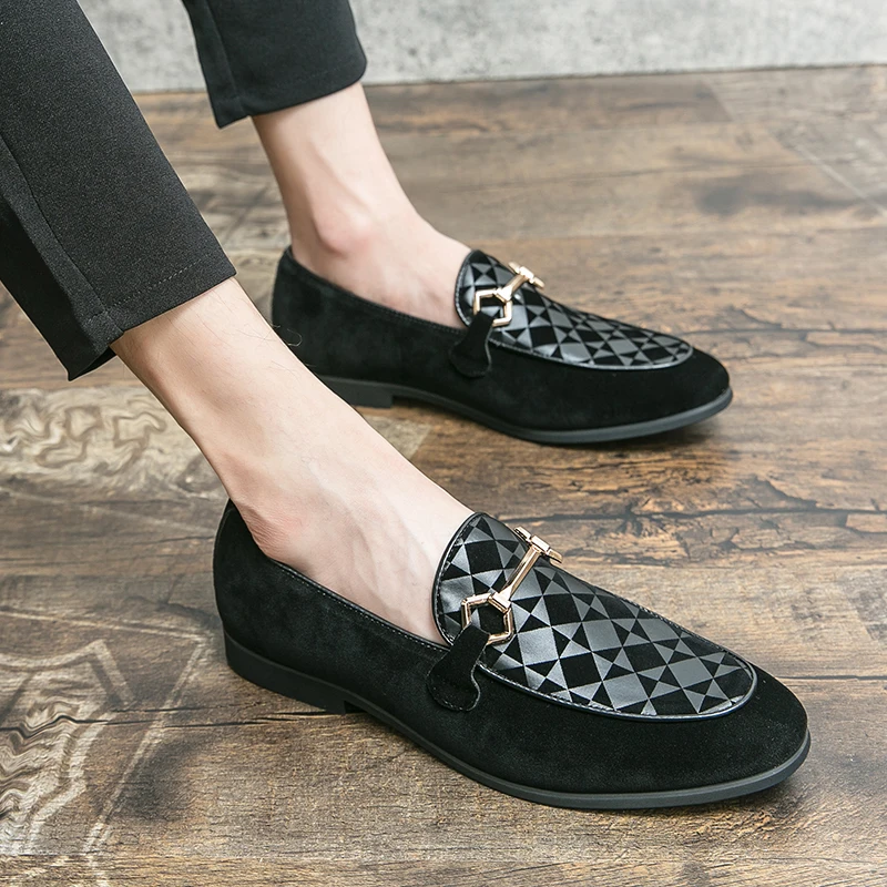 

Elegant Men's Velvet Loafers with Embroidery for Formal and Casual Occasions