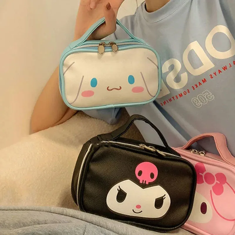 Kawaii Hellokittys Kuromi Cinnamoroll Makeup Bag Cartoon Cute Sanrios Large Capacity Travel Toiletries Storage Bag Gift for Girl
Kawaii Hellokittys Kuromi Cinnamoroll Makeup Bag Cartoon Cute Sanrios Large Capacity Travel Toiletries Storage Bag Gift for Girl