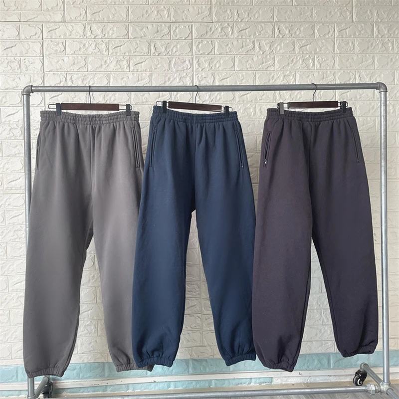 2023ss Kanye West Sweatpants Men Women Jogger Drawstring Streetwear Casual Pants Trousers gym
2023ss Kanye West Sweatpants Men Women Jogger Drawstring Streetwear Casual Pants Trousers gym