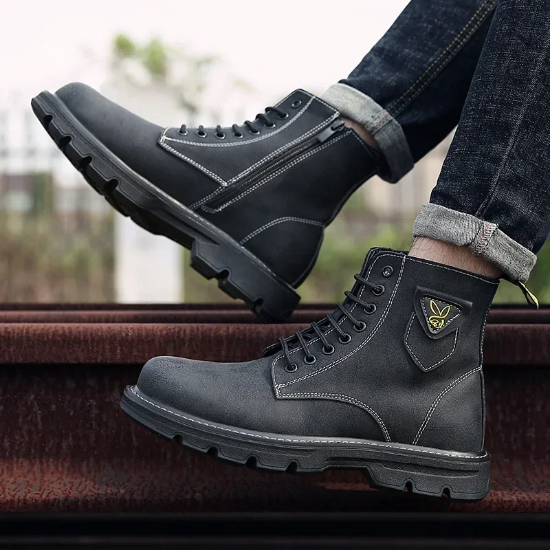Autumn and winter new board shoes men's high top leather work boots trend black multi-function boots
Autumn and winter new board shoes men's high top leather work boots trend black multi-function boots