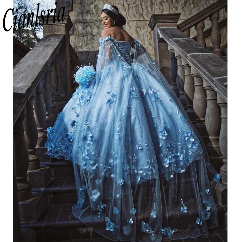 Sky Blue Ball Gown Quinceanera Dresses with Cape 15 Party 3D Flower Cinderella 16 Princess Gowns With Wrap
Sky Blue Ball Gown Quinceanera Dresses with Cape 15 Party 3D Flower Cinderella 16 Princess Gowns With Wrap