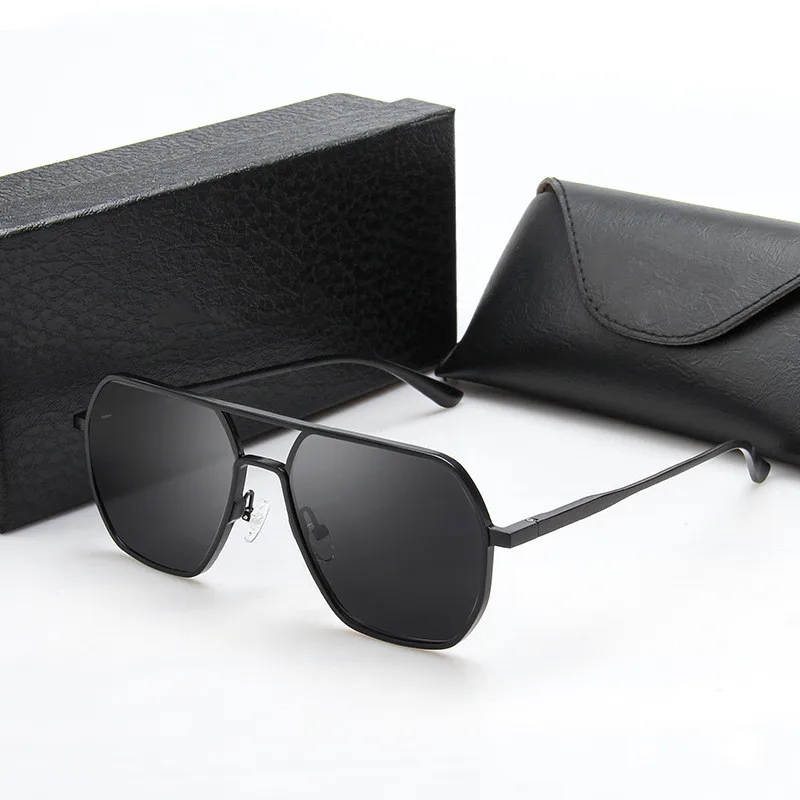 New Polarized Sunglasses Men's Driving Outdoor Senior Sense Fashion Glasses Photosensitive Color Changing Sunglasses UV400
New Polarized Sunglasses Men's Driving Outdoor Senior Sense Fashion Glasses Photosensitive Color Changing Sunglasses UV400