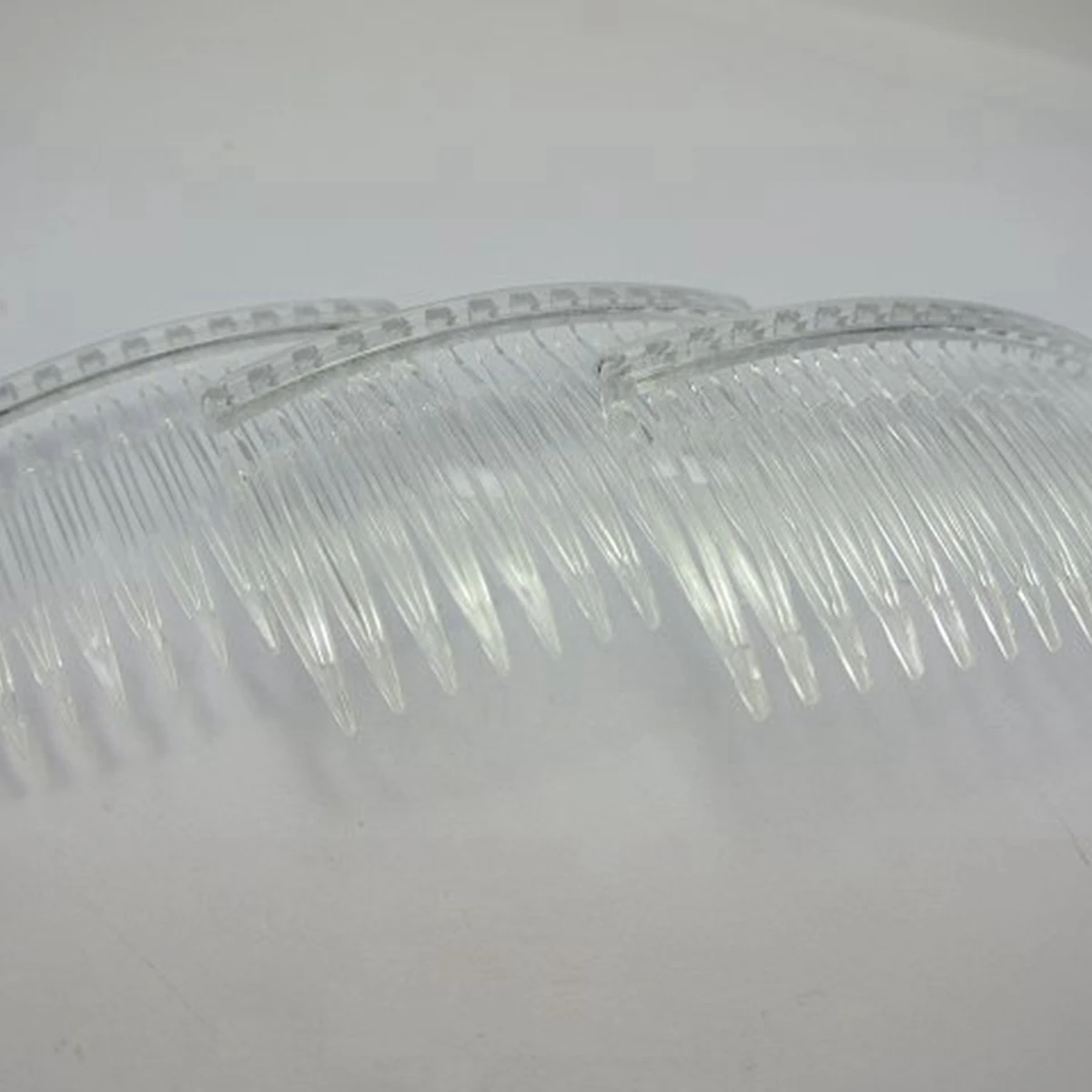 

20 Clear Plastic Hair Clips Side Combs Pin Barrettes 70X40mm for Ladies Clear Plastic Side Combs Pin Barrettes