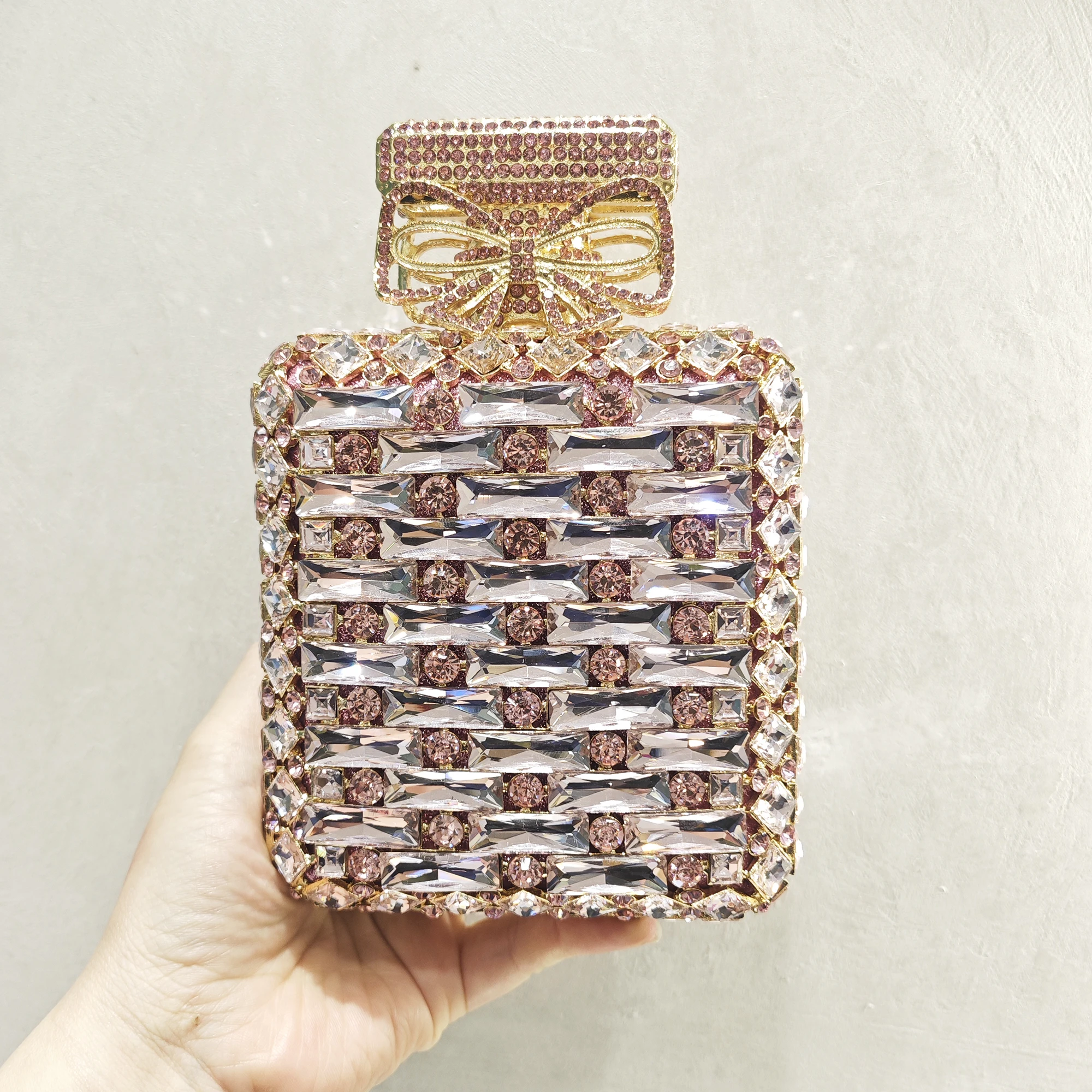 

JXL Perfume bottle Crystal clutch Purse Women’s Chain Mini Minaudiere Fashion Lady Evening Shoulder bag Handbag Banquet Clutches