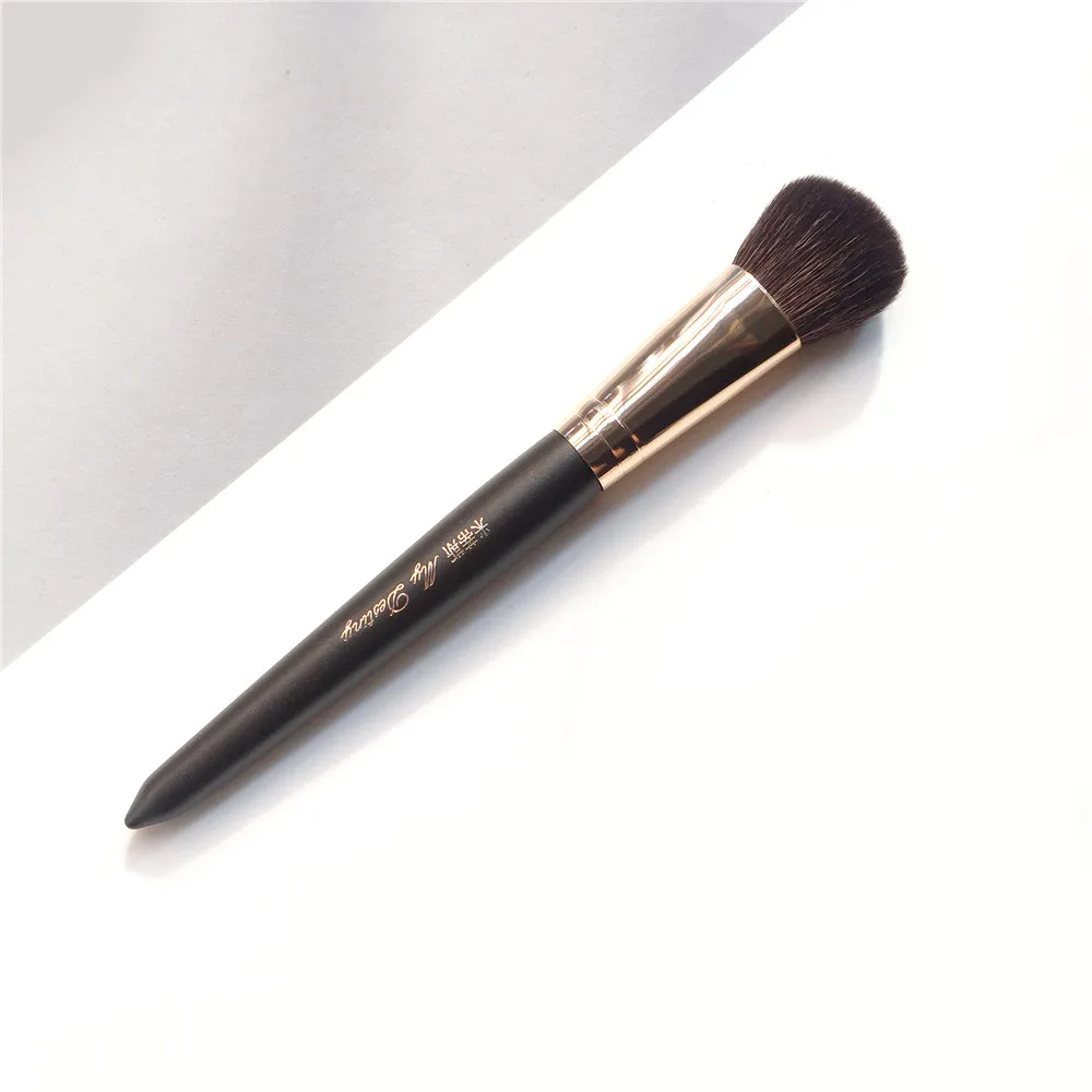 Безупречный Аэрограф MyDestiny PRO, Кисть для макияжа 025, кисть для основы из натурального козьего волоса 
Безупречный Аэрограф MyDestiny PRO, Кисть для макияжа 025, кисть для основы из натурального козьего волоса