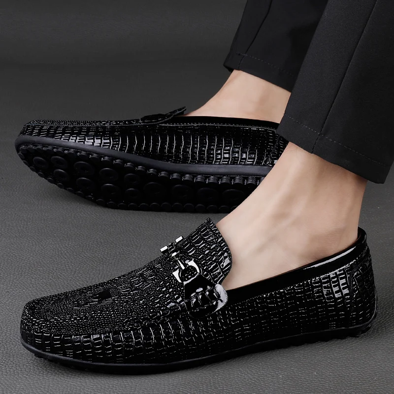 New Fashion Trends High Quality Men Cow Leather Crocodile Grain Style Loafers Slip-on Business Casual Ultralight Genuine Leather
New Fashion Trends High Quality Men Cow Leather Crocodile Grain Style Loafers Slip-on Business Casual Ultralight Genuine Leather