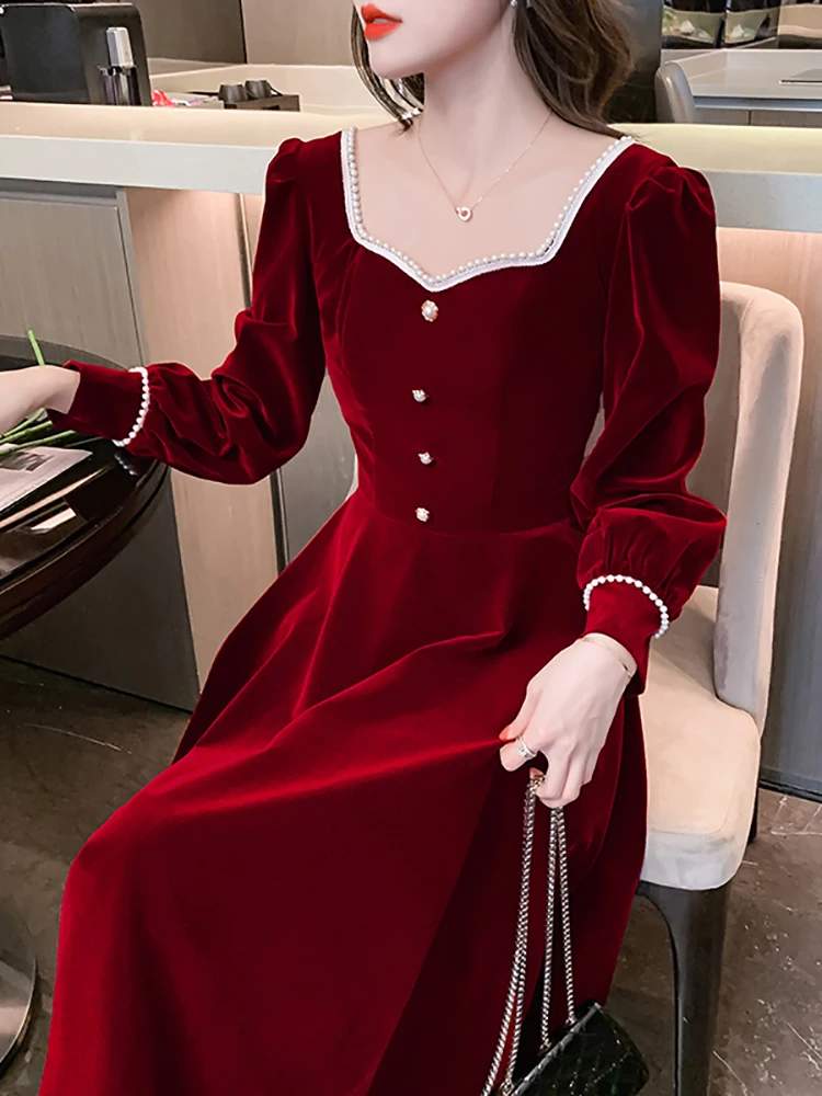 Autumn Winter Korean Elegant Wedding Dress 2023 Bodycon Party Night Dress Women Red Velvet Chic Beading Square Collar Midi Dress
Autumn Winter Korean Elegant Wedding Dress 2023 Bodycon Party Night Dress Women Red Velvet Chic Beading Square Collar Midi Dress