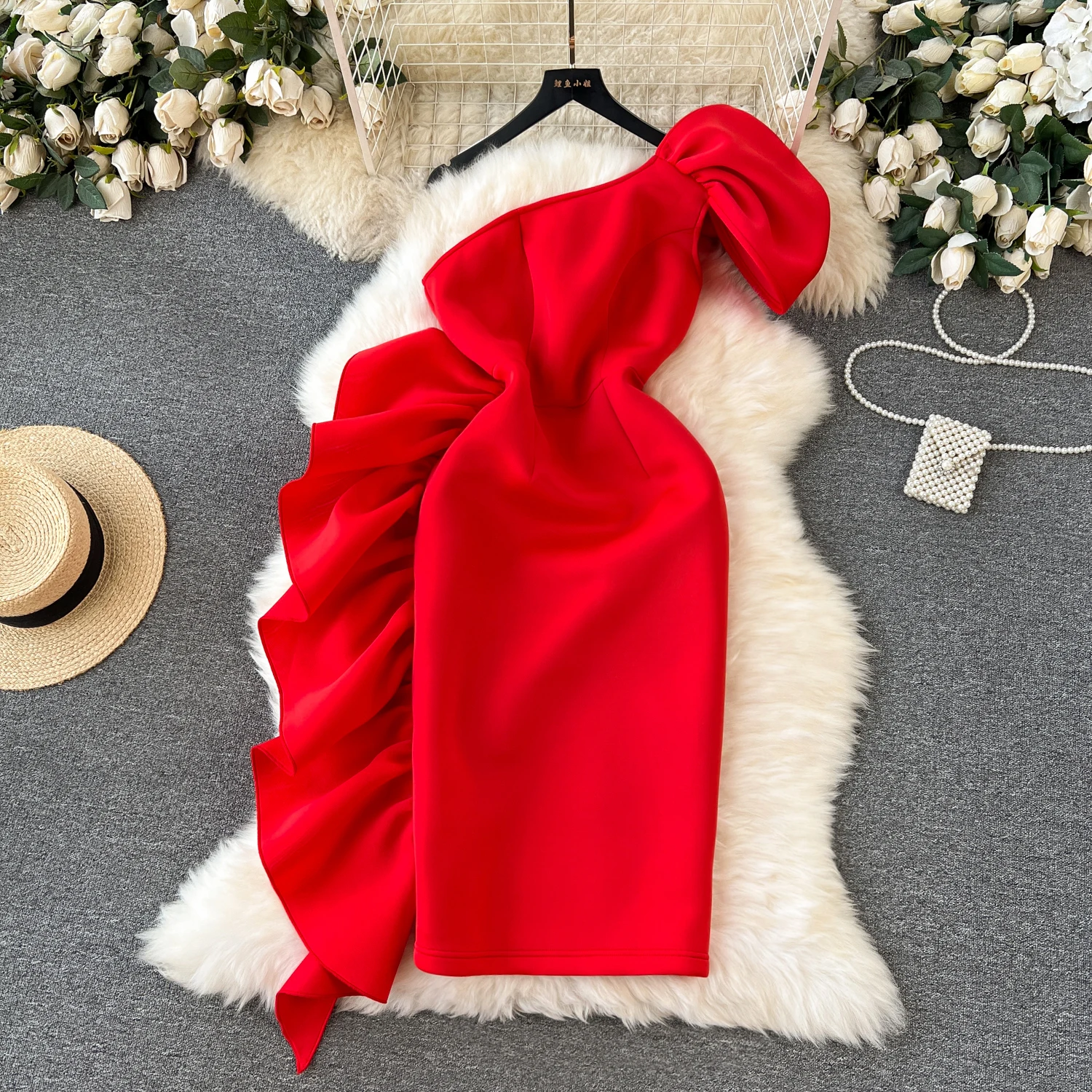 French Niche High-grade Off-shoulder Ruffled Edge Match Receive Waist Temperament Elegant Dress For Dress
French Niche High-grade Off-shoulder Ruffled Edge Match Receive Waist Temperament Elegant Dress For Dress
