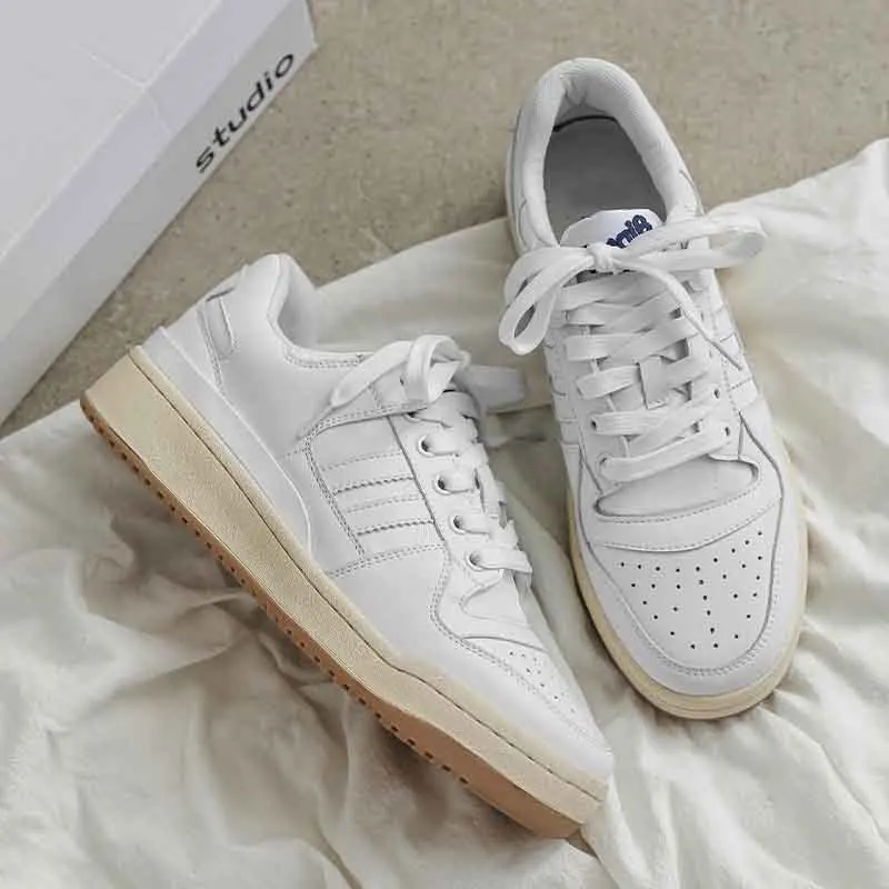 White Couples Lace Up Sneakers Rubber Sole Breathable Jogging Trainers Dexun Platform Skateboard Shoes Casual Running Zapatillas
White Couples Lace Up Sneakers Rubber Sole Breathable Jogging Trainers Dexun Platform Skateboard Shoes Casual Running Zapatillas