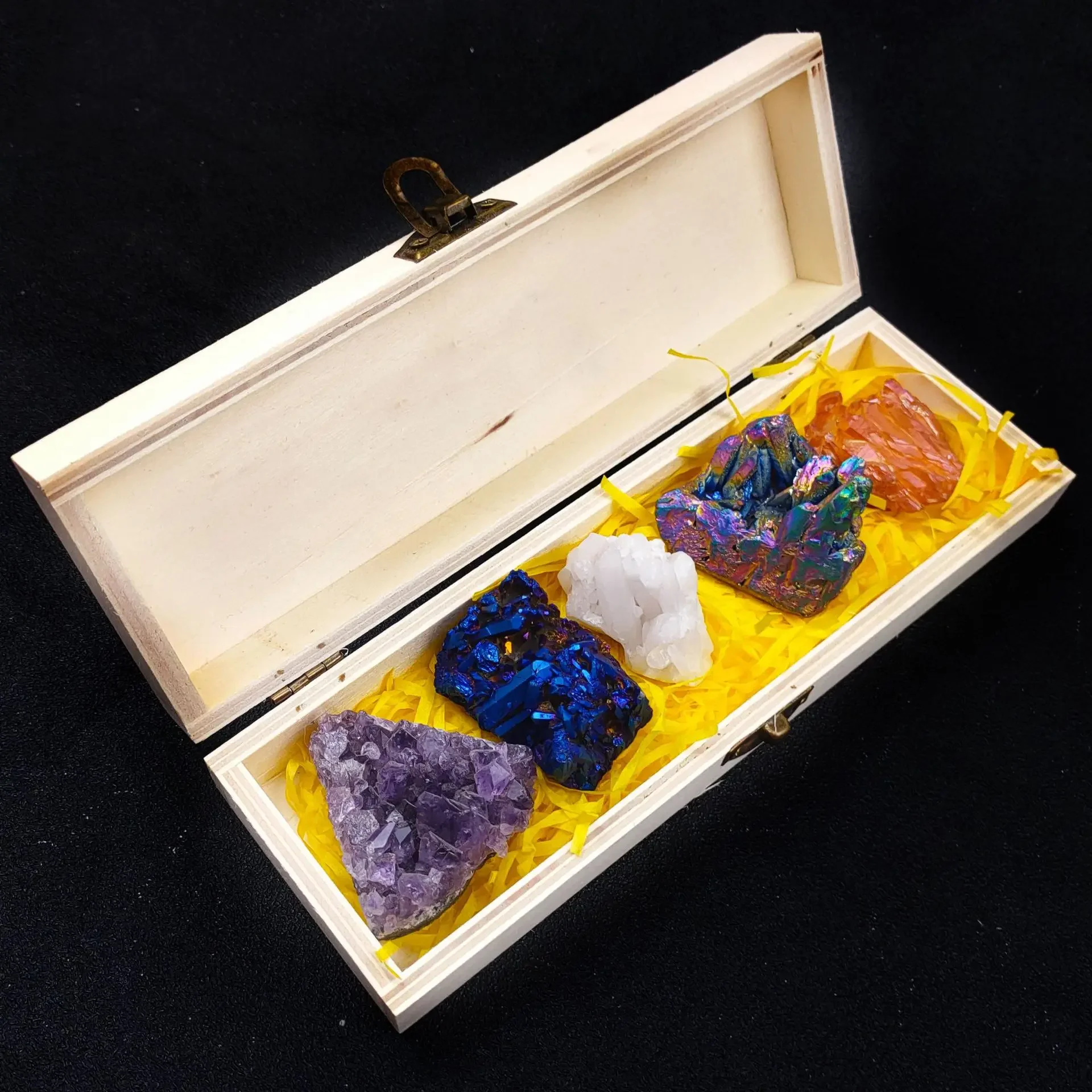Natural Raw Amethyst Quartz Crystal Cluster Healing Stones Specimen Home Decoration Ornament Crafts Ore Mineral Gift Collection
Natural Raw Amethyst Quartz Crystal Cluster Healing Stones Specimen Home Decoration Ornament Crafts Ore Mineral Gift Collection