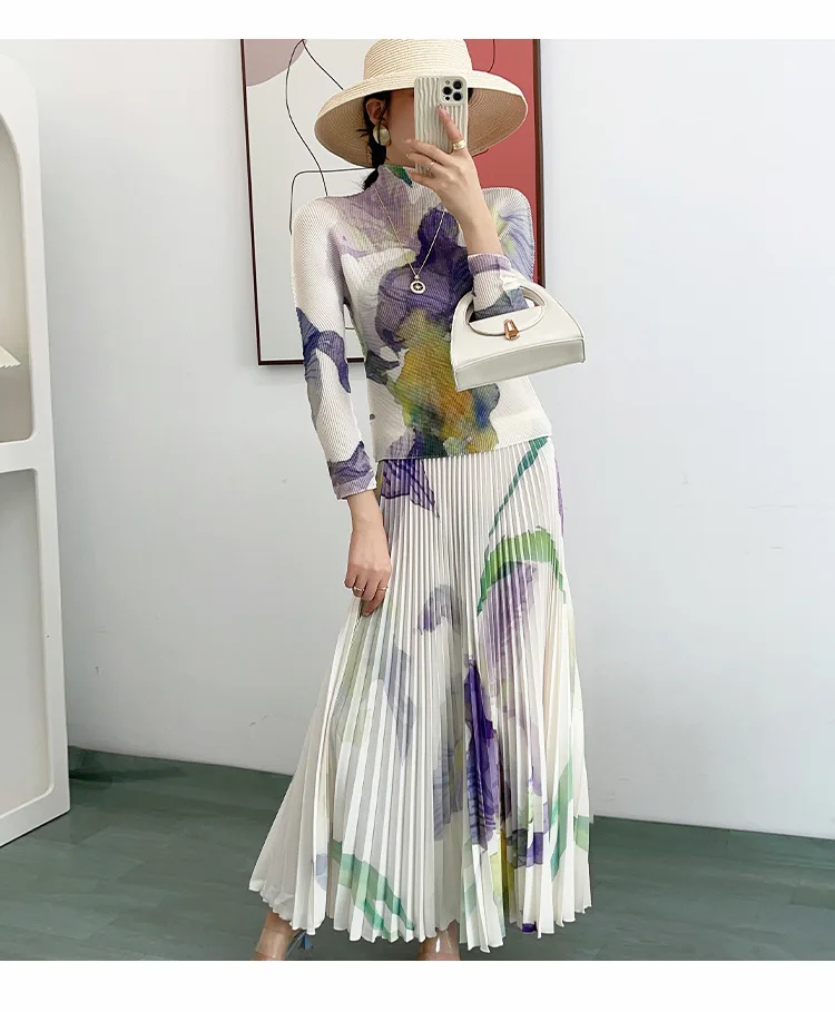 

2023 Miyake Women's Pleated Set Japanese Style Grace Abstract Clothes for Lady New Arrivals Elegant Slim Long T-shirt&Skirt