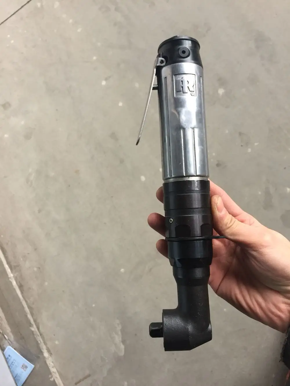 7RLL3D6 Ingersoll Rand Fixed Torque Wrench 7RLL3D6 Elbow Pneumatic Fixed Torque Wrench Elbow Wrench
7RLL3D6 Ingersoll Rand Fixed Torque Wrench 7RLL3D6 Elbow Pneumatic Fixed Torque Wrench Elbow Wrench