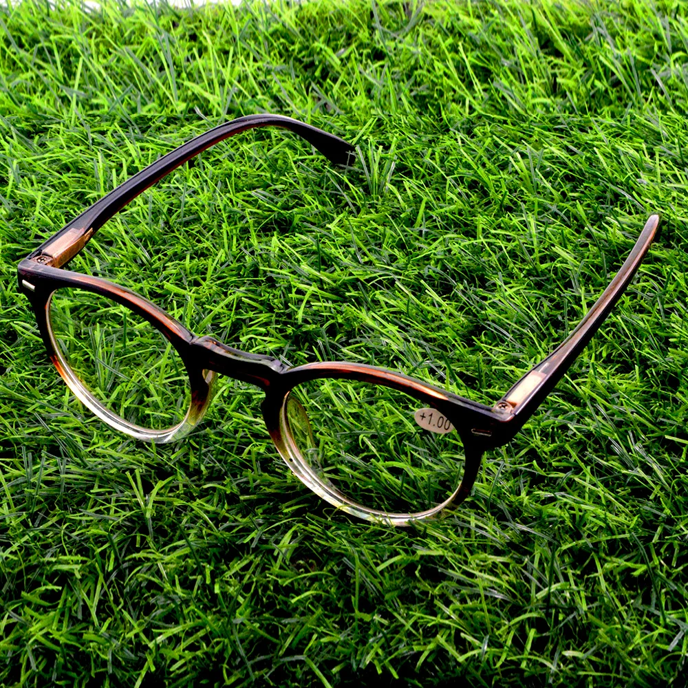 Brown Handcrafted Classic Fashion Round Retro Multi-layer Coating Reading Glasses +0.75 +1 +1.25 +1.5+1.75 +2 +2.25 to +4
Brown Handcrafted Classic Fashion Round Retro Multi-layer Coating Reading Glasses +0.75 +1 +1.25 +1.5+1.75 +2 +2.25 to +4