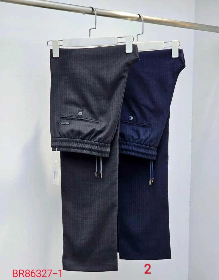 BILLIONAIRE OECHSLI Pants thin men 2024 Spring Summer New embroidery Lanyard casual high quality Long Trousers big size 31-40
BILLIONAIRE OECHSLI Pants thin men 2024 Spring Summer New embroidery Lanyard casual high quality Long Trousers big size 31-40
