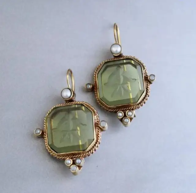 Boucles d'oreilles pendantes vintage en taille-douce pour femmes, perles carrées incrustées, document vert, fête d'anniversaire, bijoux personnalisés antiques, nouvelle tendance, 2024 1