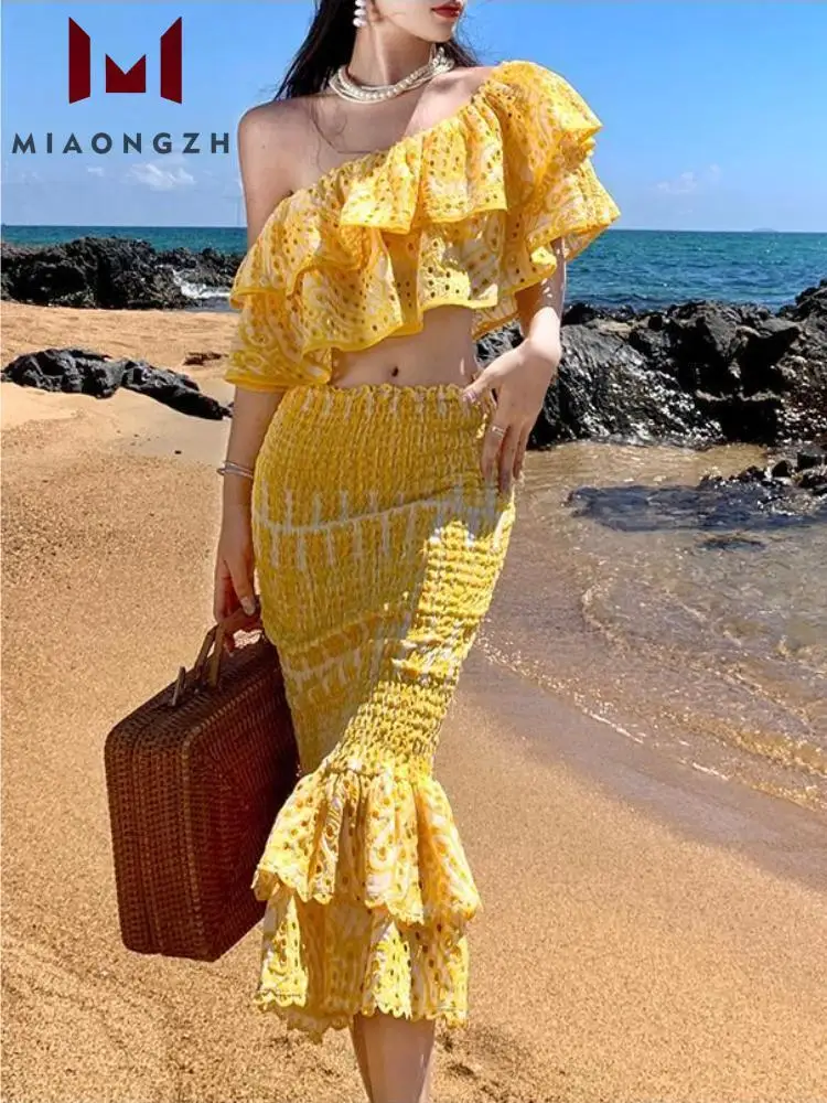 

Fashion Print Embroidery 2 Pieces Set For Women Slash Neck Short Sleeve Tops Casual Ruffle Fishtail Skirts Summer New Beach Sets