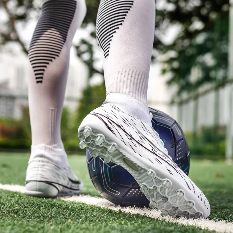 Men And Women Outdoor Comfortable High Ankle Breathable Non-Slip Long Nails Broken Nails Youth Sports Training Football Shoes
Men And Women Outdoor Comfortable High Ankle Breathable Non-Slip Long Nails Broken Nails Youth Sports Training Football Shoes