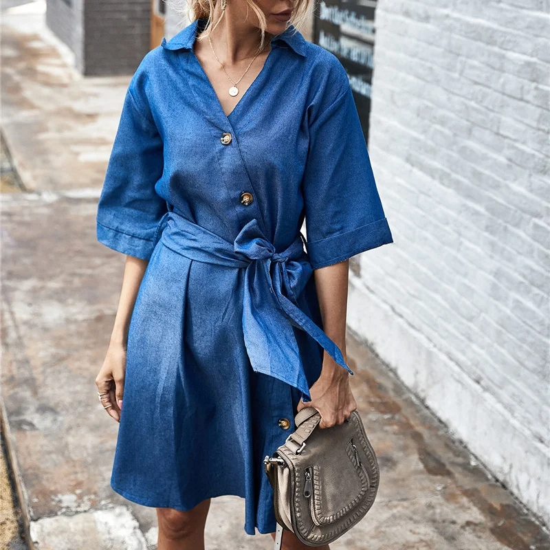 Summer New Casual Denim Dresses Women Loose Bandage Button Turn Down Collar Half Sleeve Solid Color Streetwear Women Vestidos
Summer New Casual Denim Dresses Women Loose Bandage Button Turn Down Collar Half Sleeve Solid Color Streetwear Women Vestidos