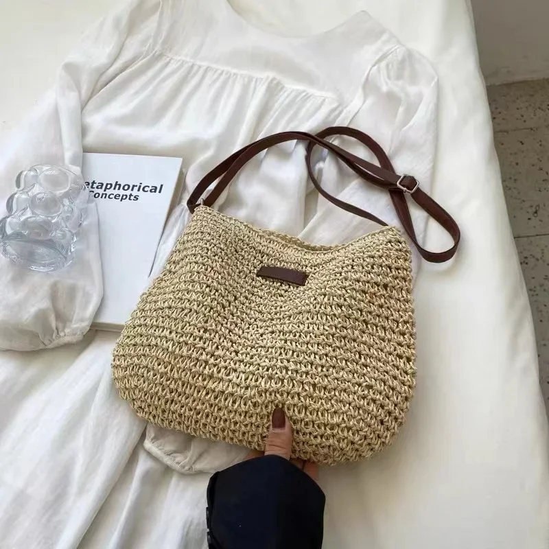 

Summer Grass Woven Bag Female 2023 New Fashion Niche Design Shoulder Bag Beach Vacation Woven Cross-body Package