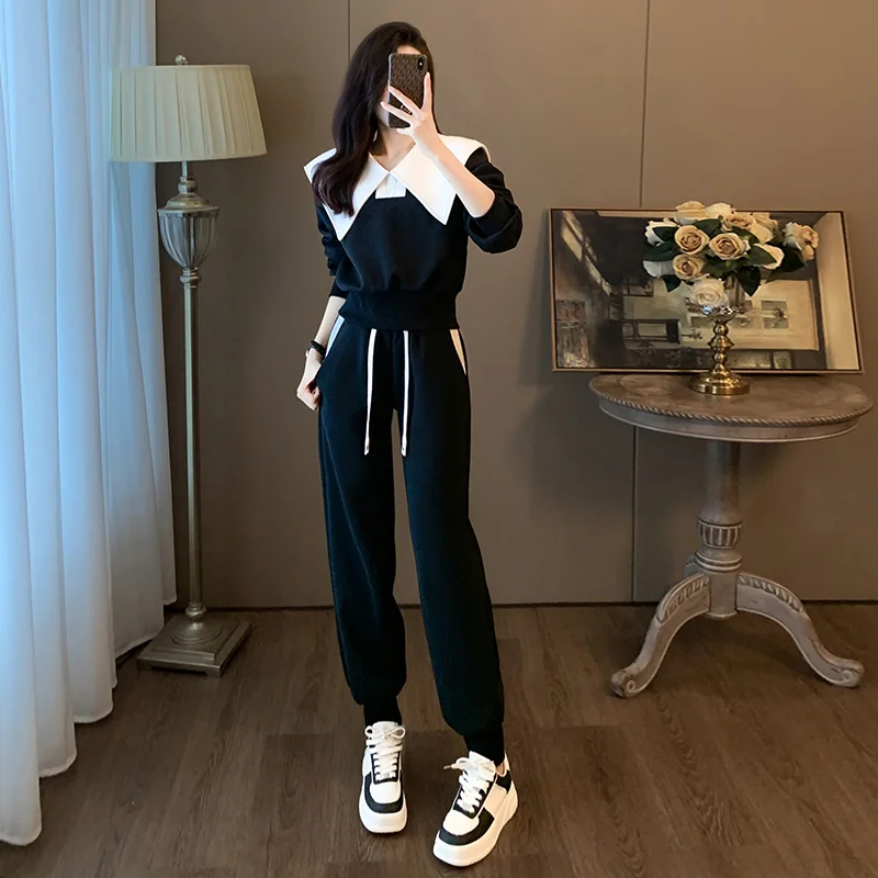 Women's Autumn Retro Casual Doll Neck Short Sweatshirt Pants Set Contrast Doll Neck Sweater Pullover Pants Two Piece Set Outfit
Women's Autumn Retro Casual Doll Neck Short Sweatshirt Pants Set Contrast Doll Neck Sweater Pullover Pants Two Piece Set Outfit