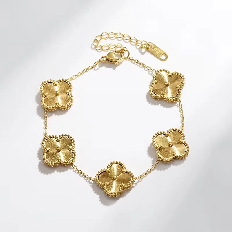 New Design Gold Plated Titanium Steel Lucky Charms Link Chain Bracelet For Women Fashion Jewelry Gift
New Design Gold Plated Titanium Steel Lucky Charms Link Chain Bracelet For Women Fashion Jewelry Gift