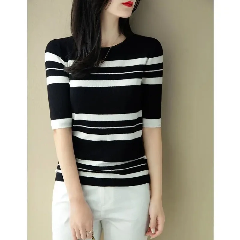 Women's Summer Pullover Round Neck Screw Thread Striped Short Sleeve Sweater Knitted Undershirt T-shirt Fashion Office Lady Tops
Women's Summer Pullover Round Neck Screw Thread Striped Short Sleeve Sweater Knitted Undershirt T-shirt Fashion Office Lady Tops