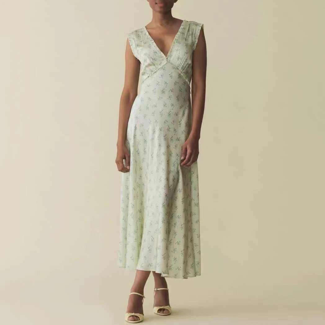 Women Silk Flower Printed Long Dress Double V-Neck Ruffles Edge Slim Back Lace-up dress
Women Silk Flower Printed Long Dress Double V-Neck Ruffles Edge Slim Back Lace-up dress