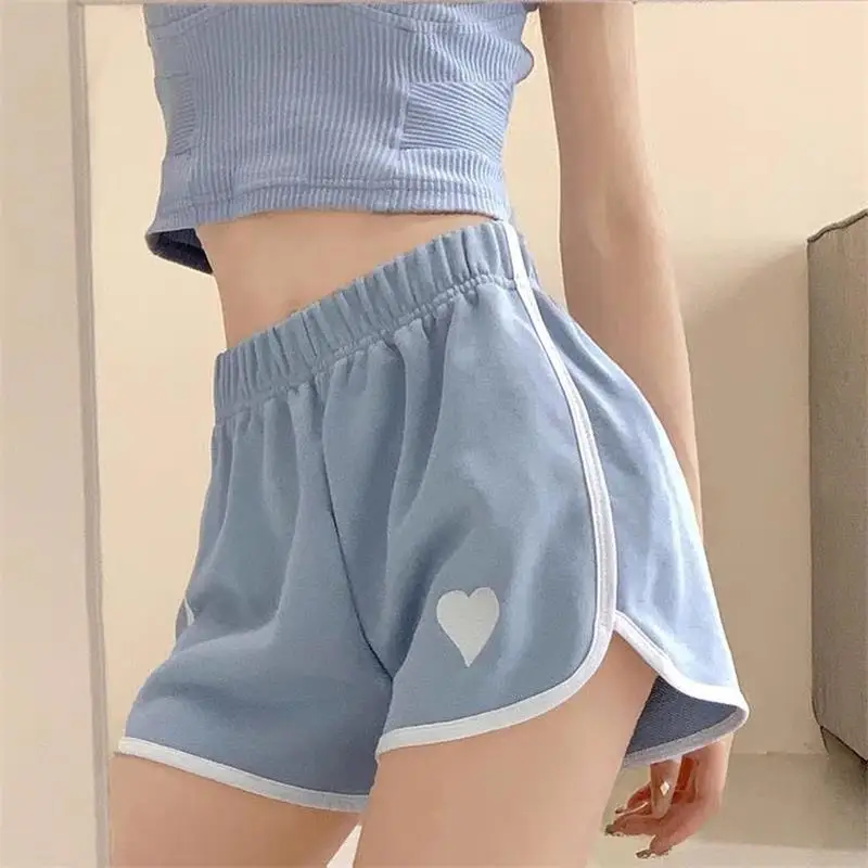 Vintage Sports Shorts Women Summer Heart Print 2022 New Shorts Running Loose Casual Lady Elastic Waist Short Pants Trend
Vintage Sports Shorts Women Summer Heart Print 2022 New Shorts Running Loose Casual Lady Elastic Waist Short Pants Trend
