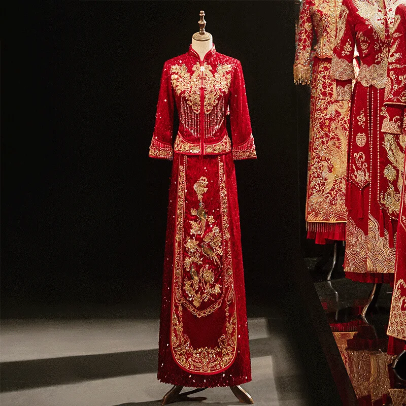 FZSLCYIYI Sequins Floral Bird Beaded Embroidery Chinese Bride Bridegroom Wedding Dress Cheongsam Elegant Marriage Qipao Suit
FZSLCYIYI Sequins Floral Bird Beaded Embroidery Chinese Bride Bridegroom Wedding Dress Cheongsam Elegant Marriage Qipao Suit