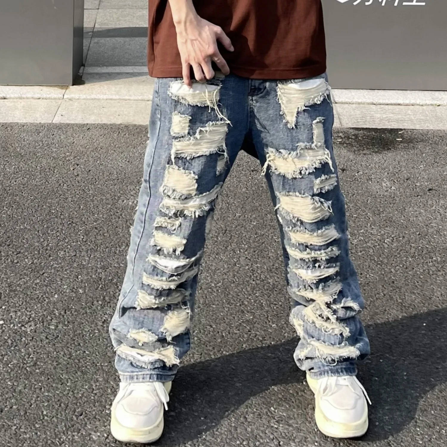 Y2K retro distressed heavy-duty damaged design jeans for men and women American street ripped loose straight trousers
Y2K retro distressed heavy-duty damaged design jeans for men and women American street ripped loose straight trousers