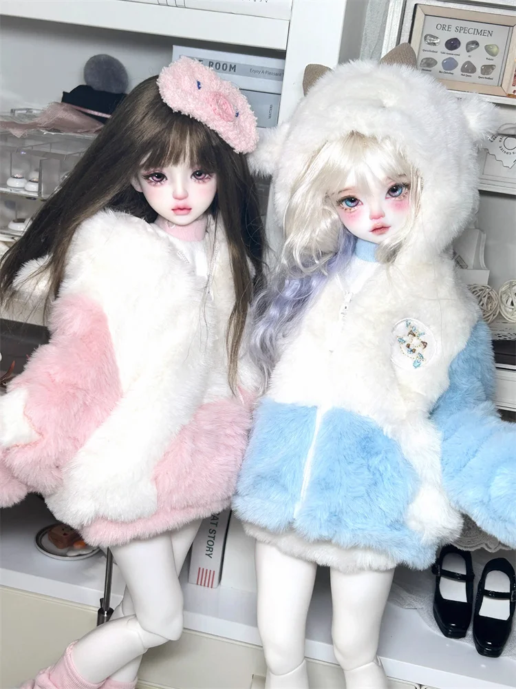 BJD Doll Clothes For 1/4 MSD MDD Dolls Winter Coat Top Skirt Socks Outfit Dolls Clothing Accessories(Excluding Doll))
BJD Doll Clothes For 1/4 MSD MDD Dolls Winter Coat Top Skirt Socks Outfit Dolls Clothing Accessories(Excluding Doll))