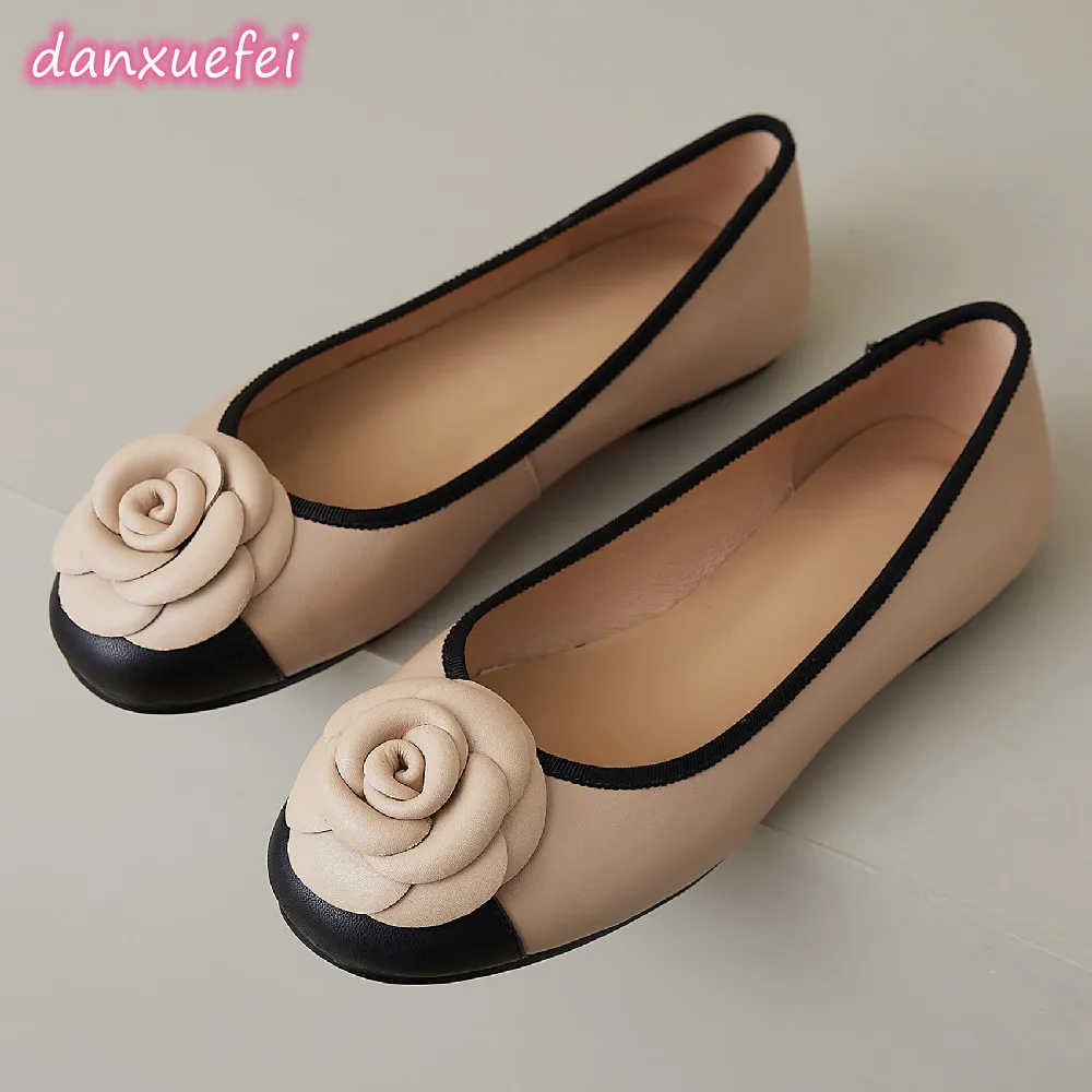 danxuefei women's genuine leather mix color patchwork bordered round toe slip-on ballet flats flower sweet leisure ballerinas
danxuefei women's genuine leather mix color patchwork bordered round toe slip-on ballet flats flower sweet leisure ballerinas