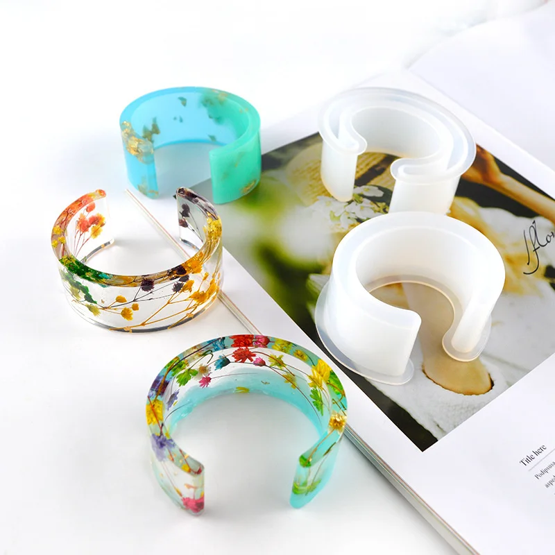 1Pcs C Shape Bracelet Mold DIY Crystal Epoxy Silicone Mould For Open Bracelet 4 Grids Ring Craft Jewelry Making Mold Tool
1Pcs C Shape Bracelet Mold DIY Crystal Epoxy Silicone Mould For Open Bracelet 4 Grids Ring Craft Jewelry Making Mold Tool