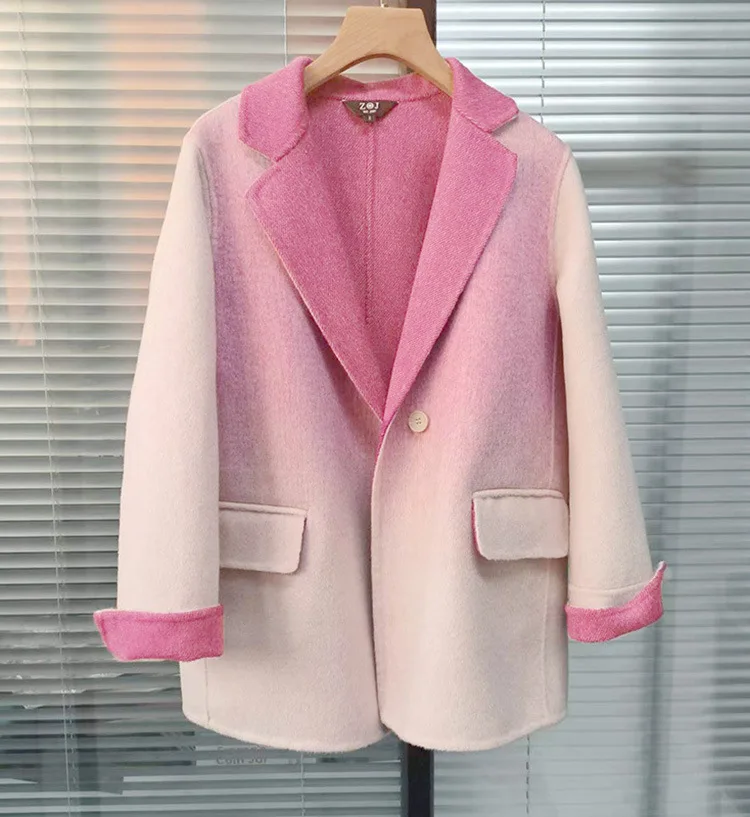 2023 New gradual color wool coat women's autumn and winter suit wool coat design women's wear Office Lady Wool & Blends
2023 New gradual color wool coat women's autumn and winter suit wool coat design women's wear Office Lady Wool & Blends