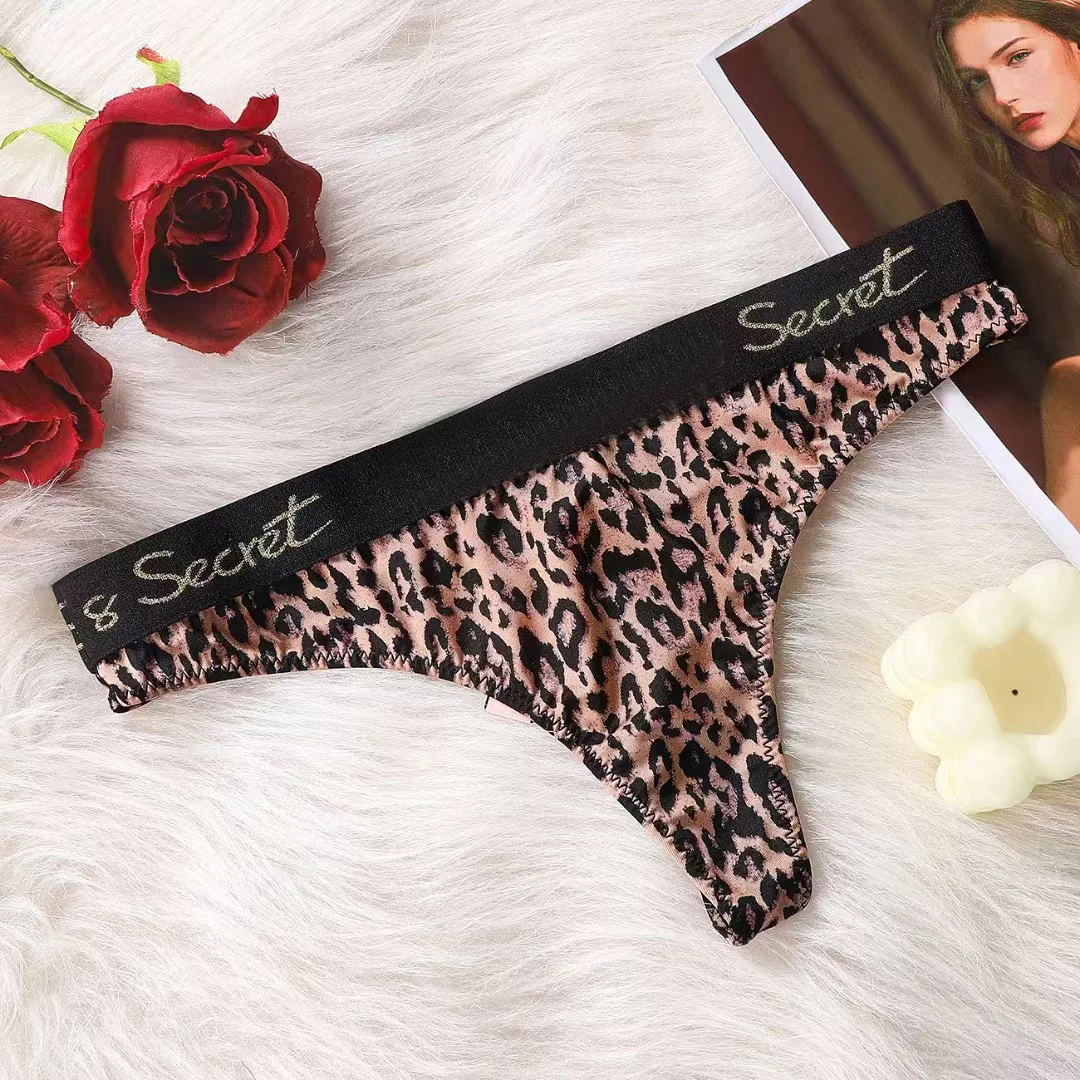 wholesale Pink Cotton Women Sexy Briefs T-back Thong Bikini Underwear Seamless Panties Low Waist G-String Femlae Lingerie Sports
wholesale Pink Cotton Women Sexy Briefs T-back Thong Bikini Underwear Seamless Panties Low Waist G-String Femlae Lingerie Sports
