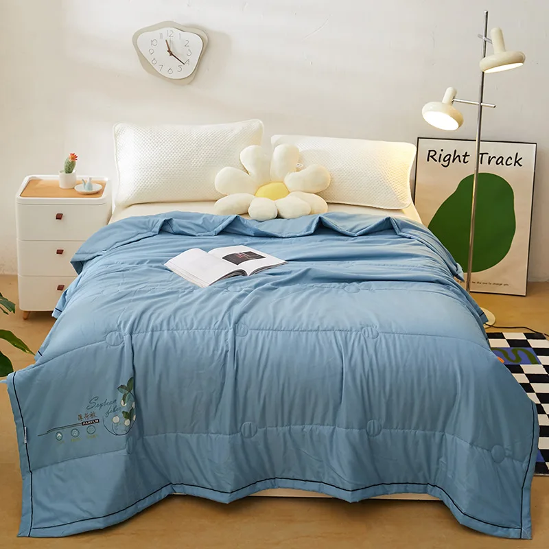 

Washed Cotton Summer Cooling Comforter Reversible Lightweight Cooling Blanket Breathable Soft Skin-friendly Autumn Thin Quilt
