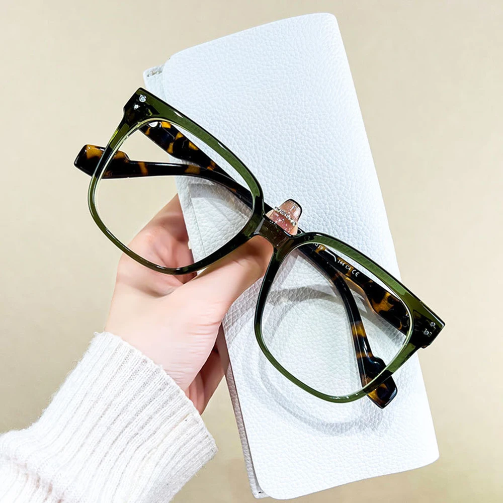 Blue Ray Blocking Glasses Men Women Metal Glasses Read Eyeglasses Goggles Square Eyewear Computer Eyeglasses
Blue Ray Blocking Glasses Men Women Metal Glasses Read Eyeglasses Goggles Square Eyewear Computer Eyeglasses