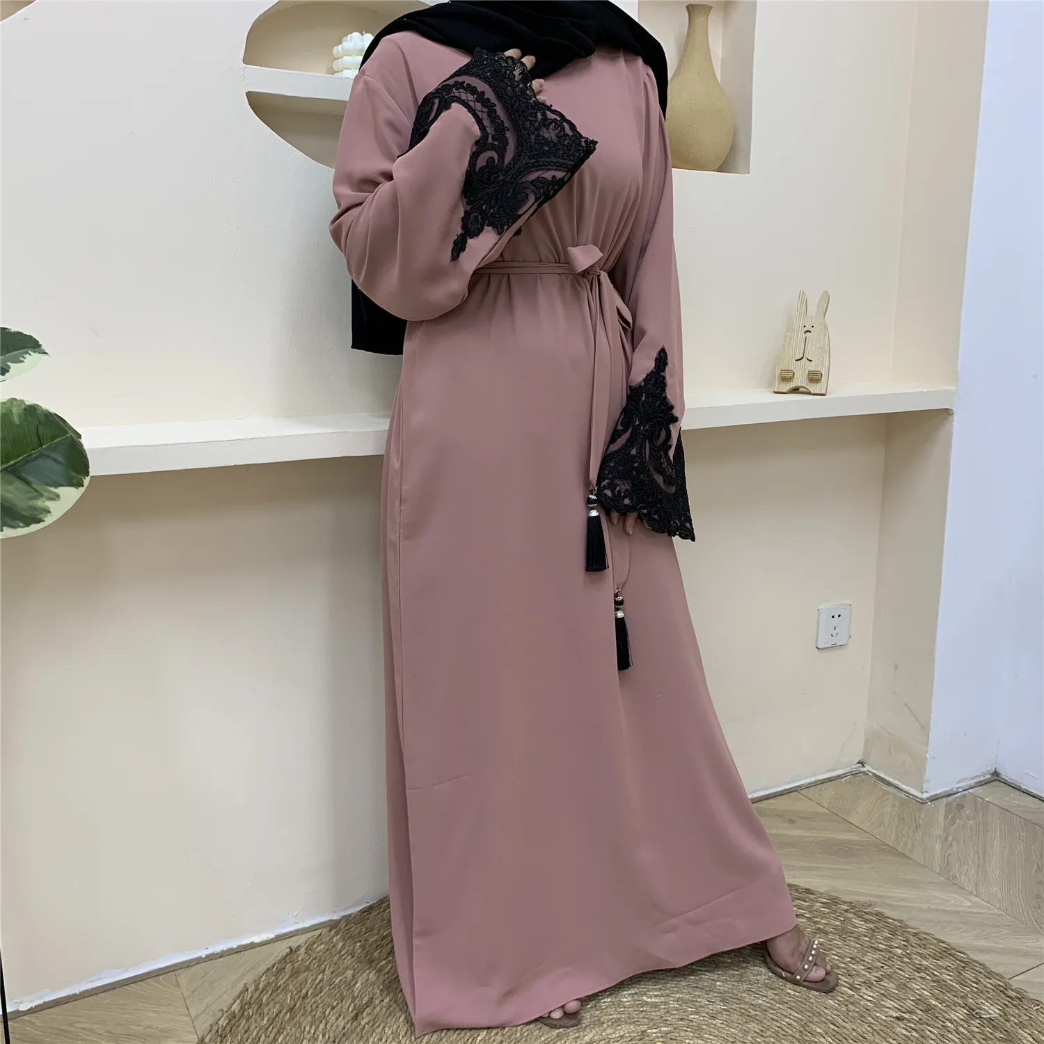 Islamic Turkey Dubai Best Selling Fashion Long Sleeve Lace Stitching Dress Lace Long Skirt islamic clothing for women
Islamic Turkey Dubai Best Selling Fashion Long Sleeve Lace Stitching Dress Lace Long Skirt islamic clothing for women