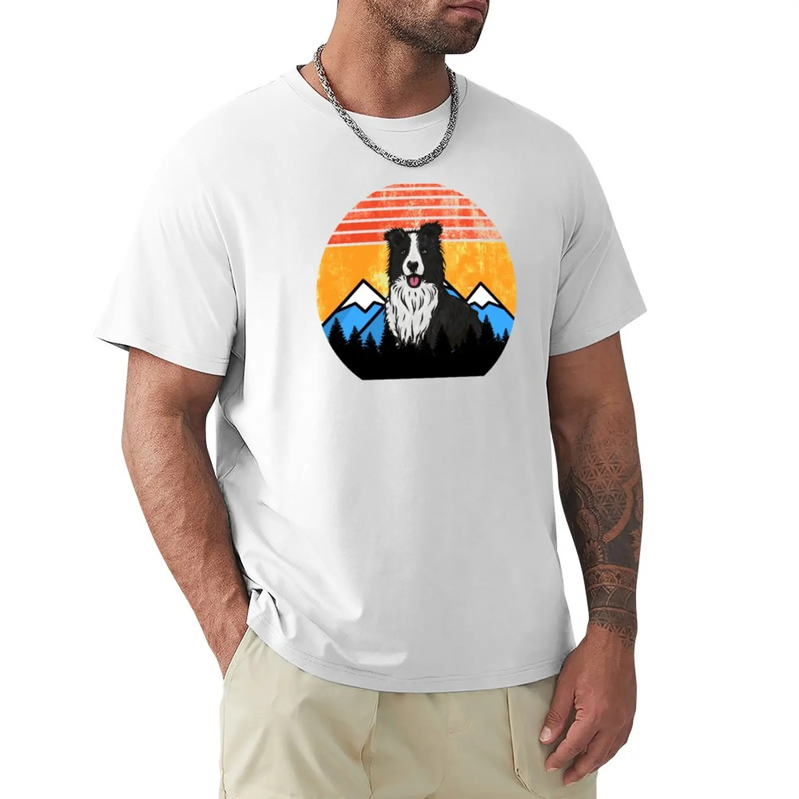 

Vintage Sunset Mountains and Forest Border Collie Retro Dog Distressed Gift T-Shirt tees anime mens graphic t-shirts