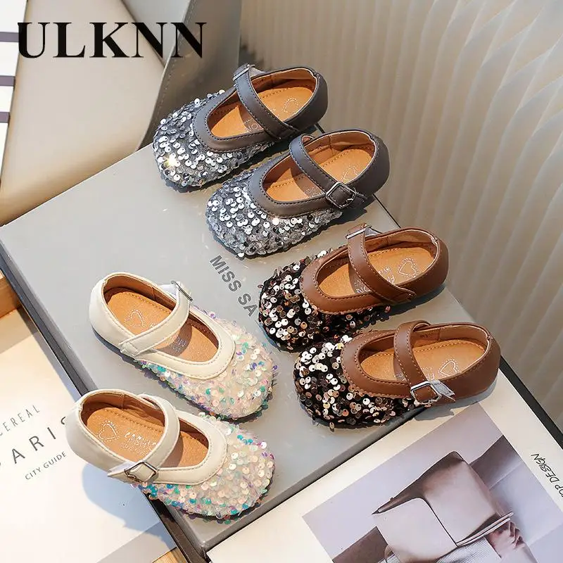 Girls Sequined Shoes Fall 2023 New Lightweight Breathable Baby Girls Shoes Female Fashion Wholesale Children's Princess Flats
Girls Sequined Shoes Fall 2023 New Lightweight Breathable Baby Girls Shoes Female Fashion Wholesale Children's Princess Flats