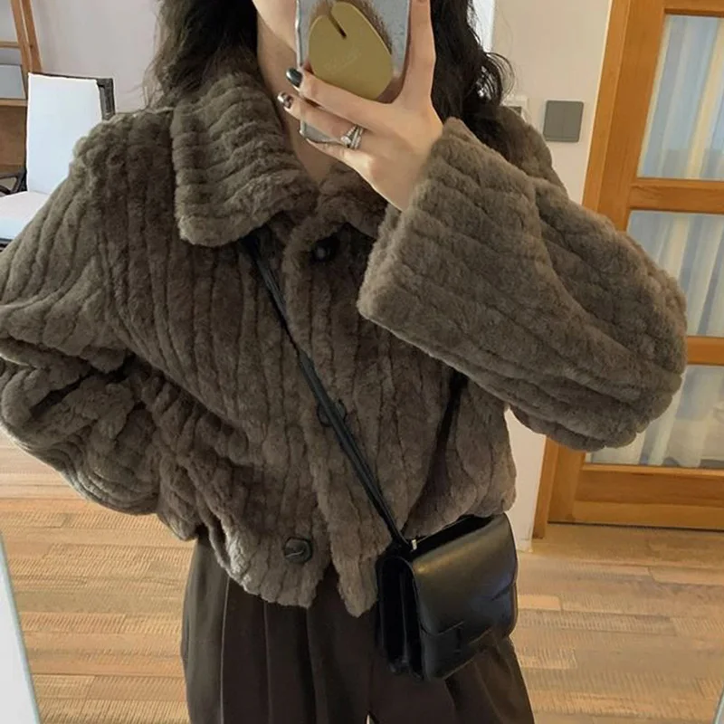 Sleeve Lambswool Jacket Woman 2023 Winter Short Fur Outwear Female Fashion Stand Collar Fleece Coat for Women Coffee Long
Sleeve Lambswool Jacket Woman 2023 Winter Short Fur Outwear Female Fashion Stand Collar Fleece Coat for Women Coffee Long