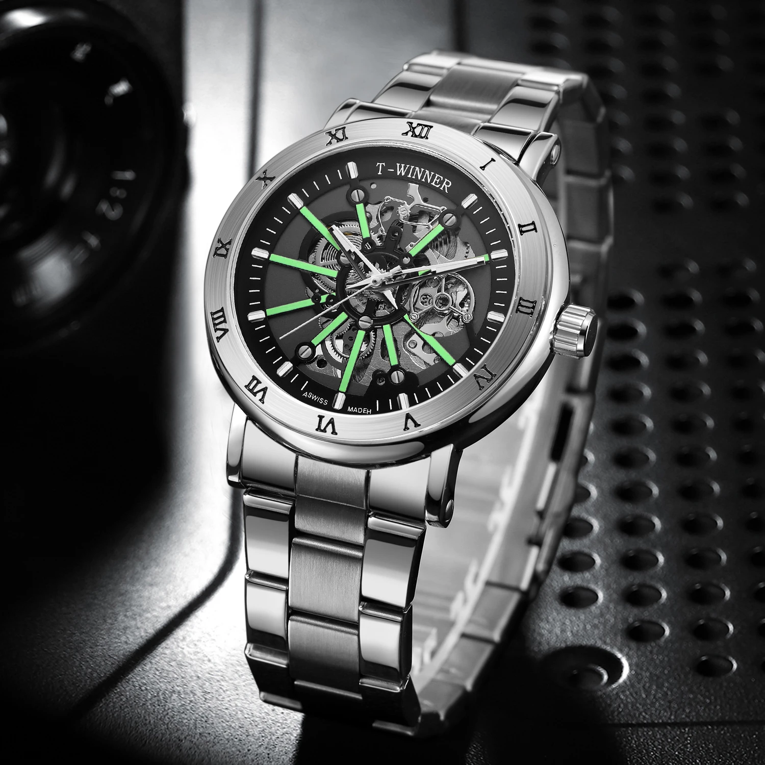 

Winner Top Official Automatic Mechanical Watch Men Big Case Fashion Skeleton Green Luminous Hands Military Business Waterproof