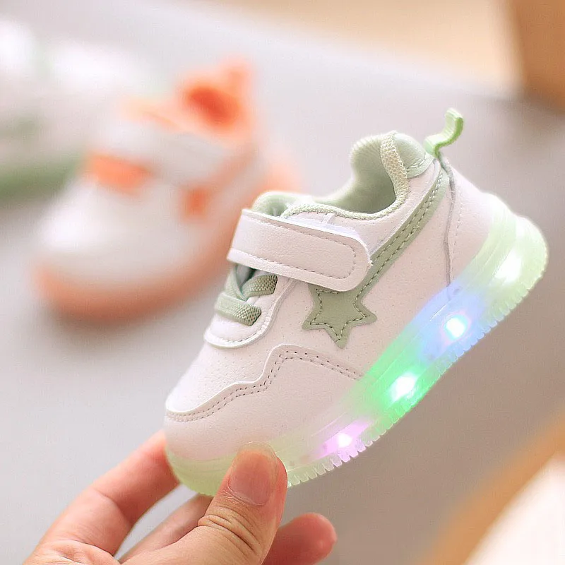 Baby Led Lights Shoes High Quality Girls Boys Soft Bottom Sneakers Sports Running Excellent First Walkers Infant Cute Toddlers
Baby Led Lights Shoes High Quality Girls Boys Soft Bottom Sneakers Sports Running Excellent First Walkers Infant Cute Toddlers