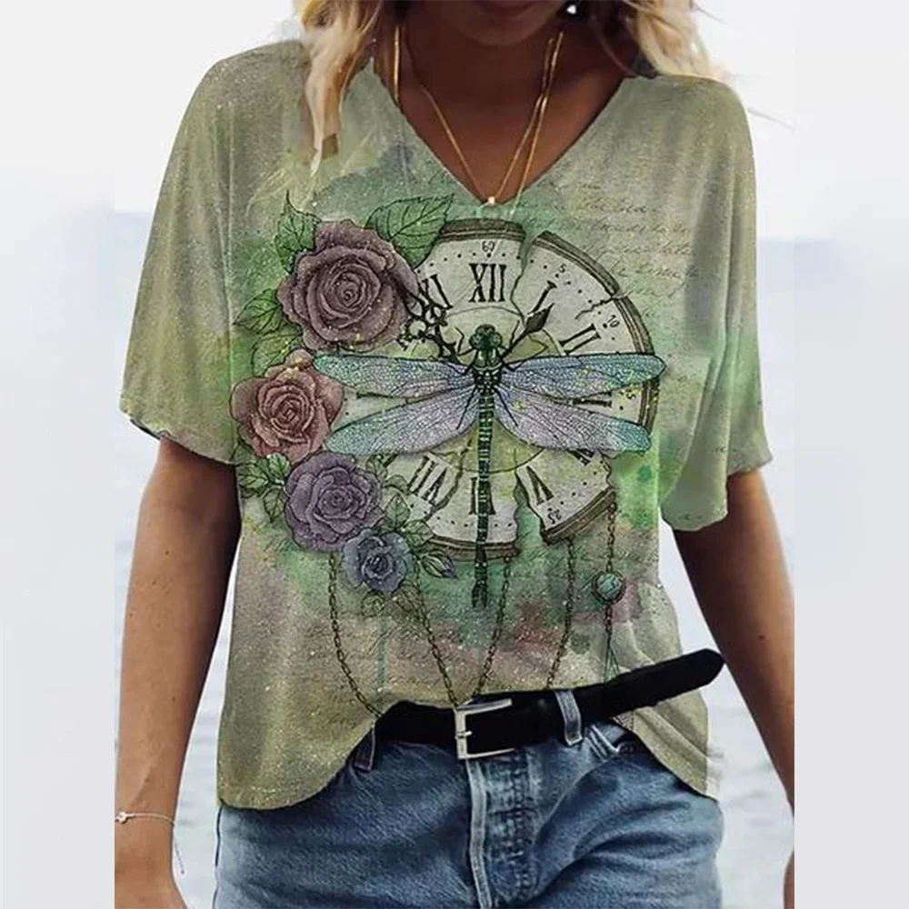 Summer fashion new retro women's V-neck top, retro women's clothing, floral college style T-shirt casual loose comfortable top.
Summer fashion new retro women's V-neck top, retro women's clothing, floral college style T-shirt casual loose comfortable top.