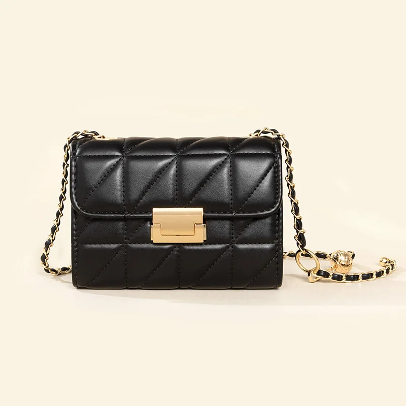 Europe and the United States new fashion diamond chain ladies shoulder crossbody bag
Europe and the United States new fashion diamond chain ladies shoulder crossbody bag